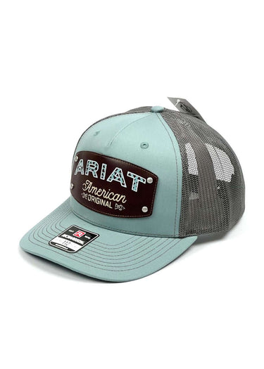 Casquette à visière en faux cuir Patch en bleu gris par Ariat