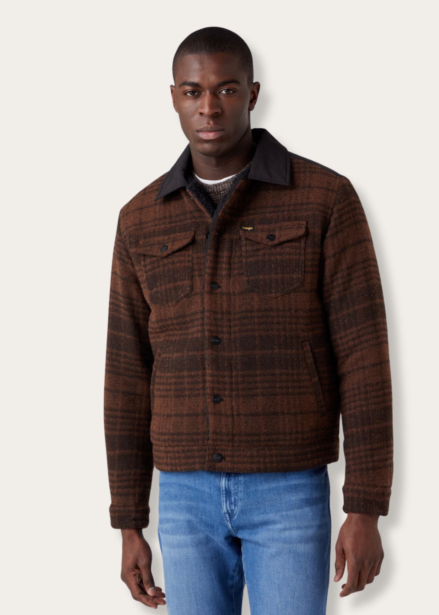 indossata chiusa giacca uomo wool trucker in carafe Brown di Wrangler