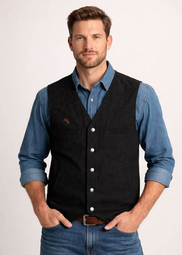 Herrenweste Texas Concealed Carry in Schwarz von Wyoming Traders getragen