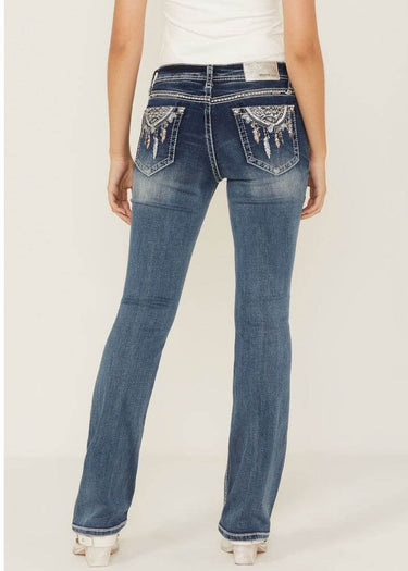 Jeans Bootcut Dream Catcher verschönert Mid Rise in Medium Wash von Grace in LA