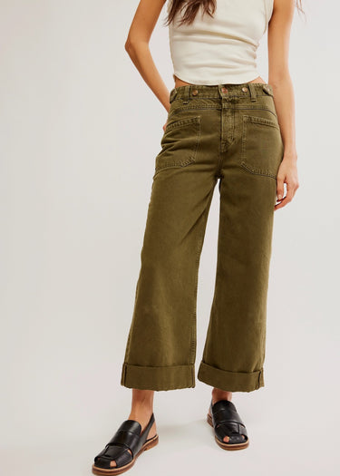 Jean à revers Palmer en vert par Free People