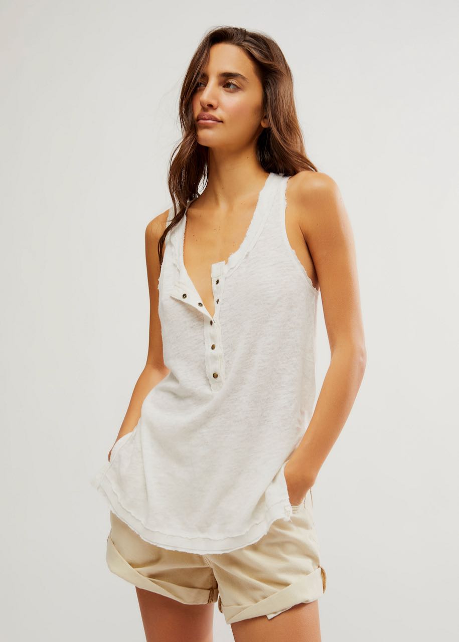 canotta love language solid tank color ivory di Free People
