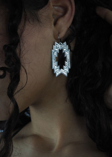 Geometrische Ohrringe von Thunderstorm by Montana Silversmith