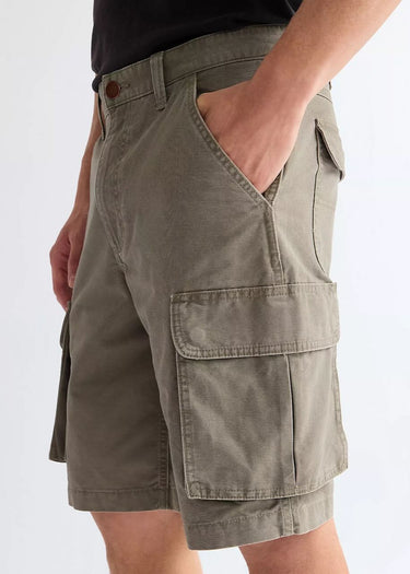 Pantaloncini corti uomo Regular Cargo in Dusty Olive by Wrangler