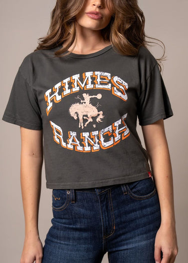 T-shirt donna Lucky B Bucking in pepper by Kimes Ranch