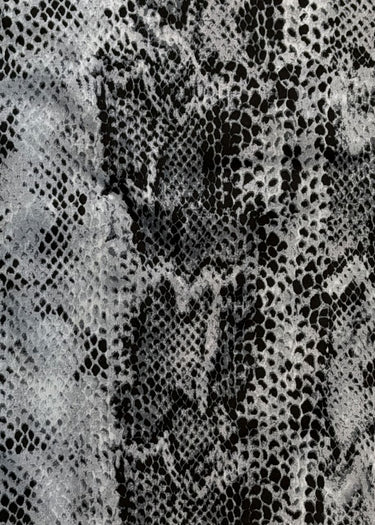 Wild Rag Snake Pattern by M&F