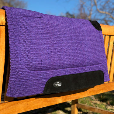 laine mérinos sous la selle en violet