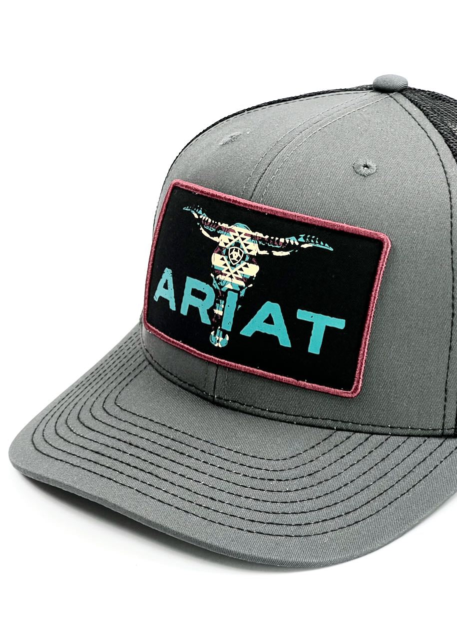 dettaglio salpa Berretto Bull Skull Patch Charcoal di Ariat