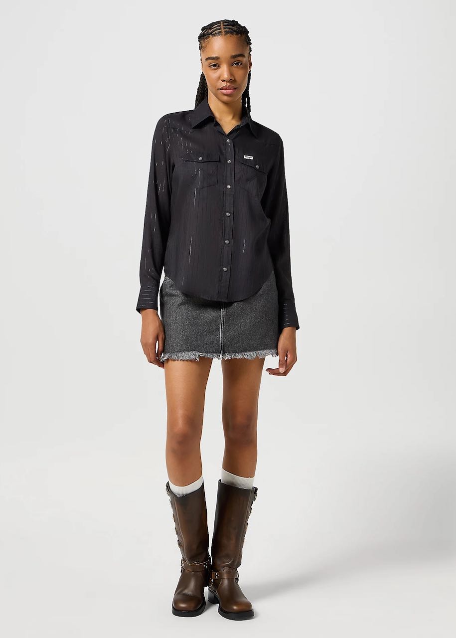 figura intera Camicia donna Slim Western Shirt in Black di Wrangler