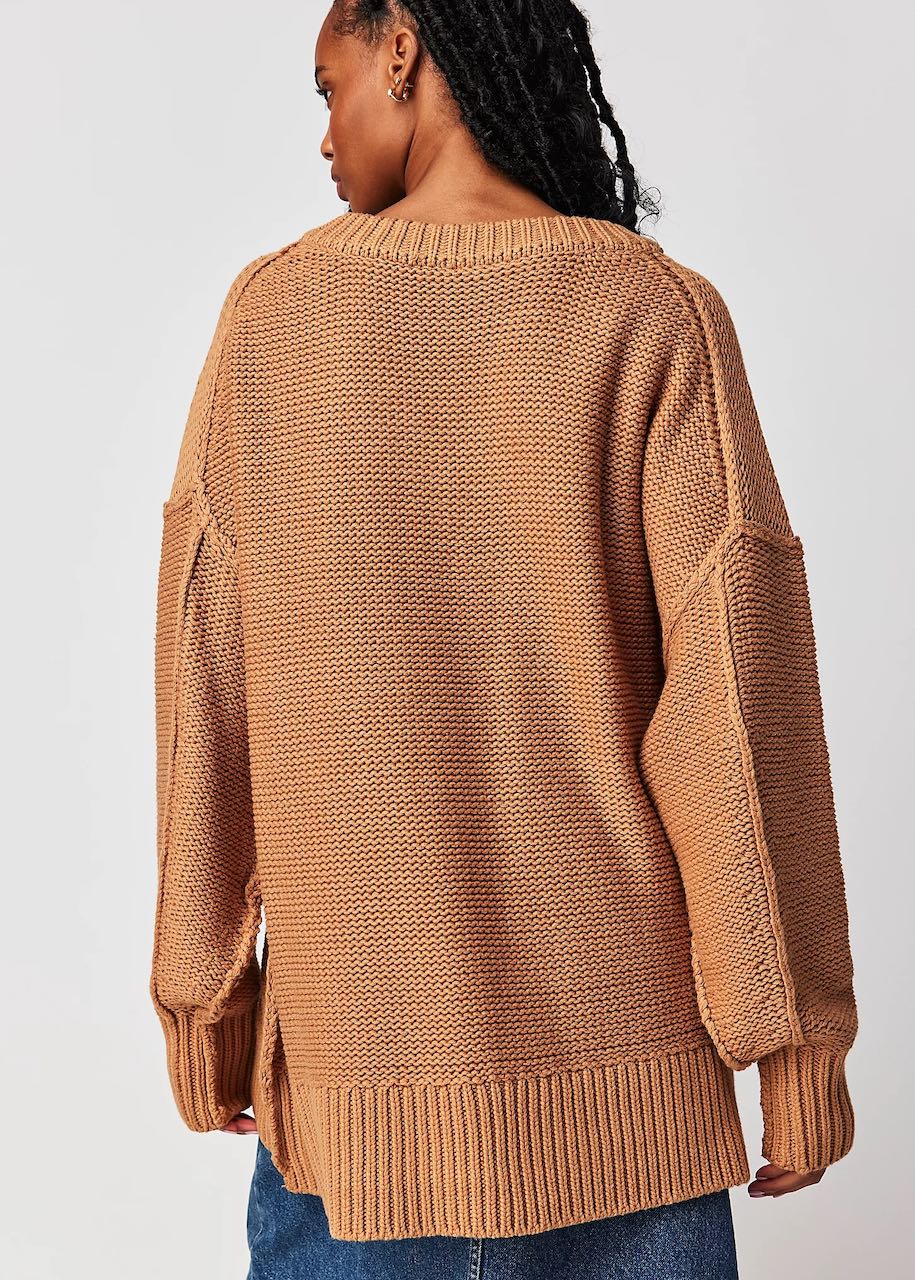 dietro maglia donna alla V-Neck Sweater color camel di Free People
