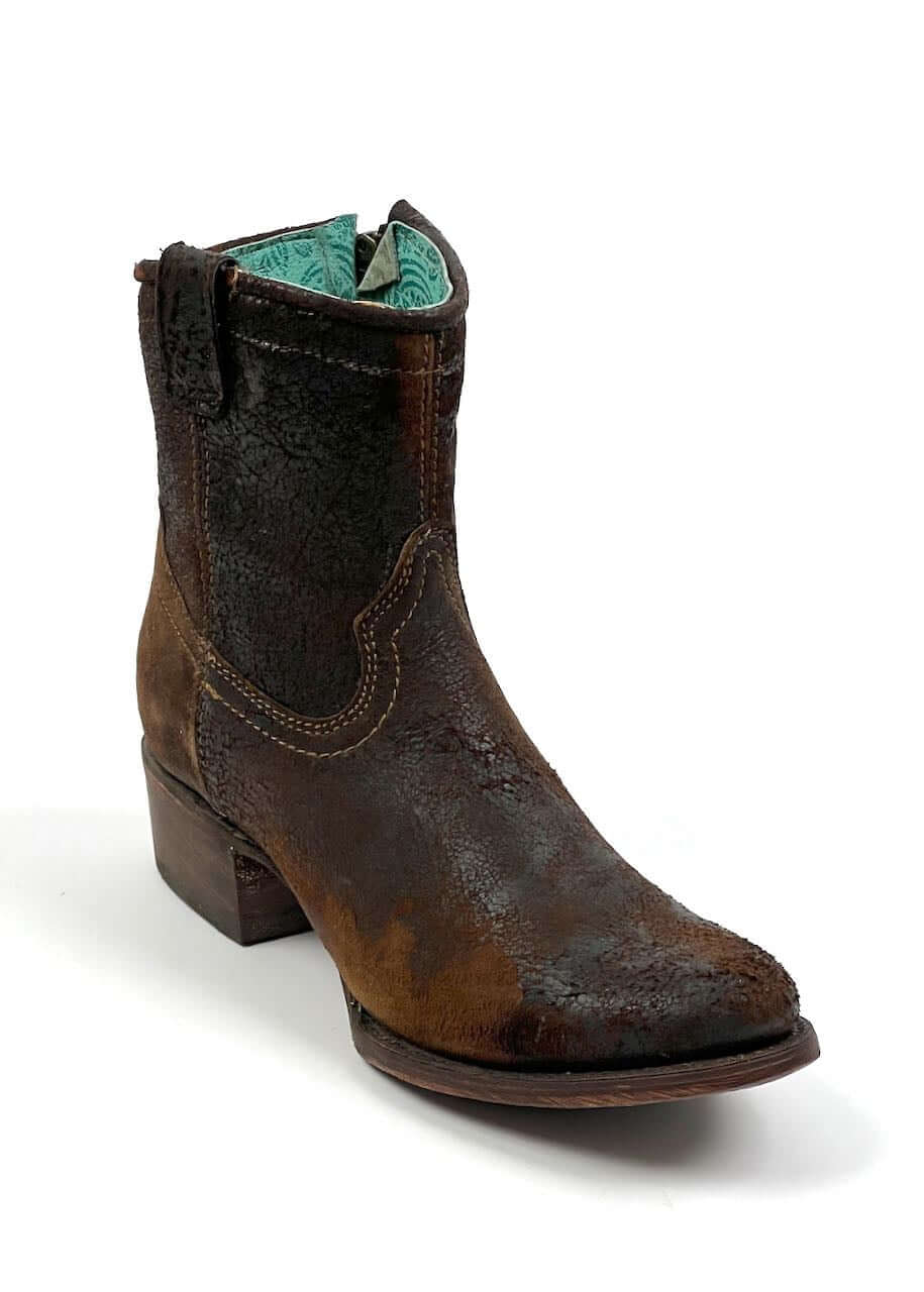 Women's Texan Boots Model C1064 by Corral in brown suede-effect lambskin leather with round toe and side zipper.