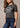 lato sinistro T-Shirt Donna Uncomplicated in Pepper by Kimes Ranch