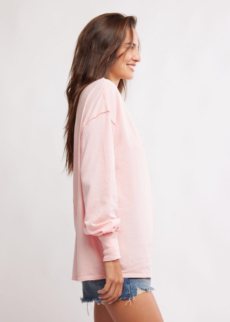 lato T-shirt Fade Into You in Pale Rosette di Free People