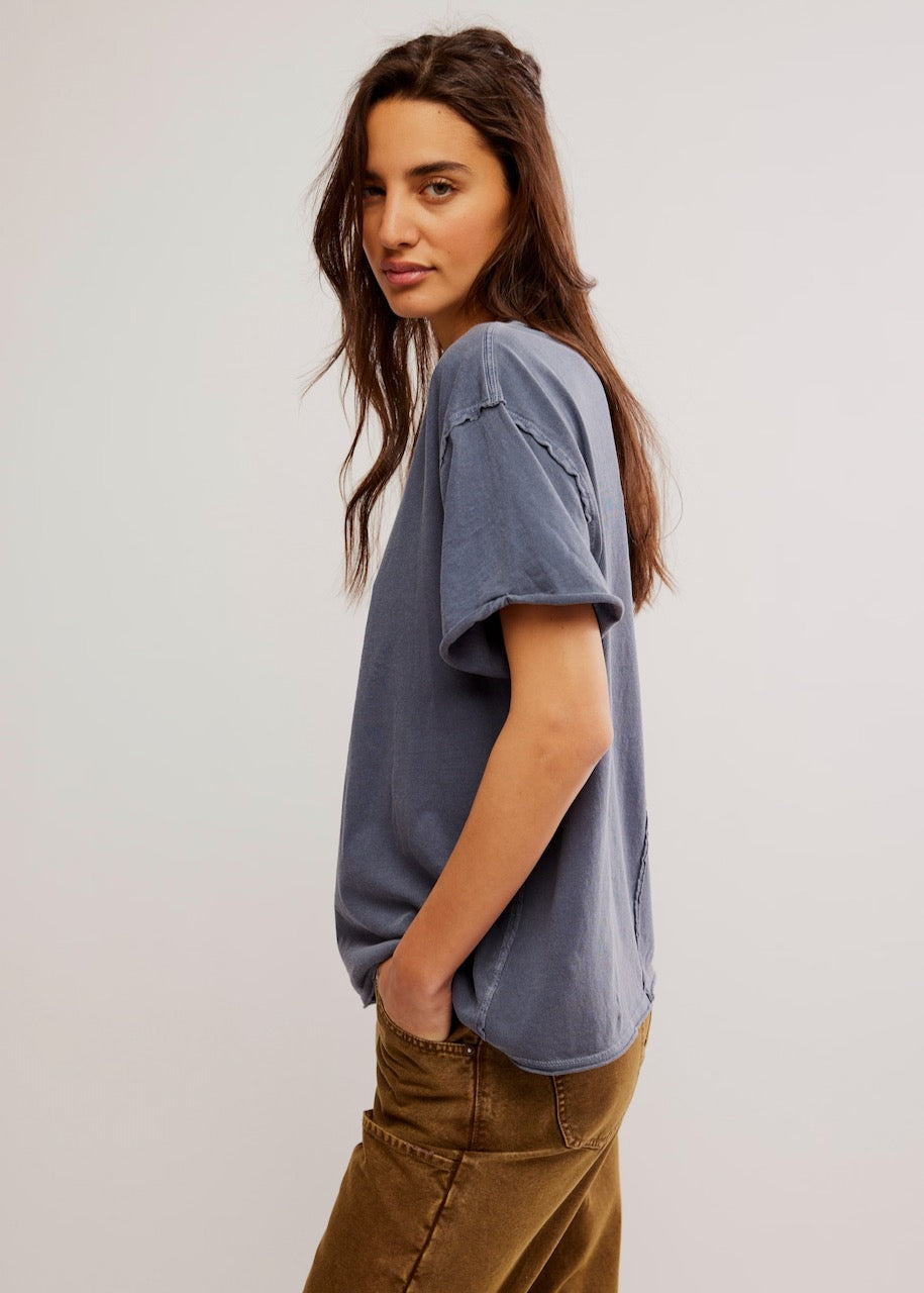 lato T-shirt Nina Tee in Big Dipper di Free People