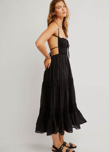 Taking Sides Maxi Dress en noir par Free People