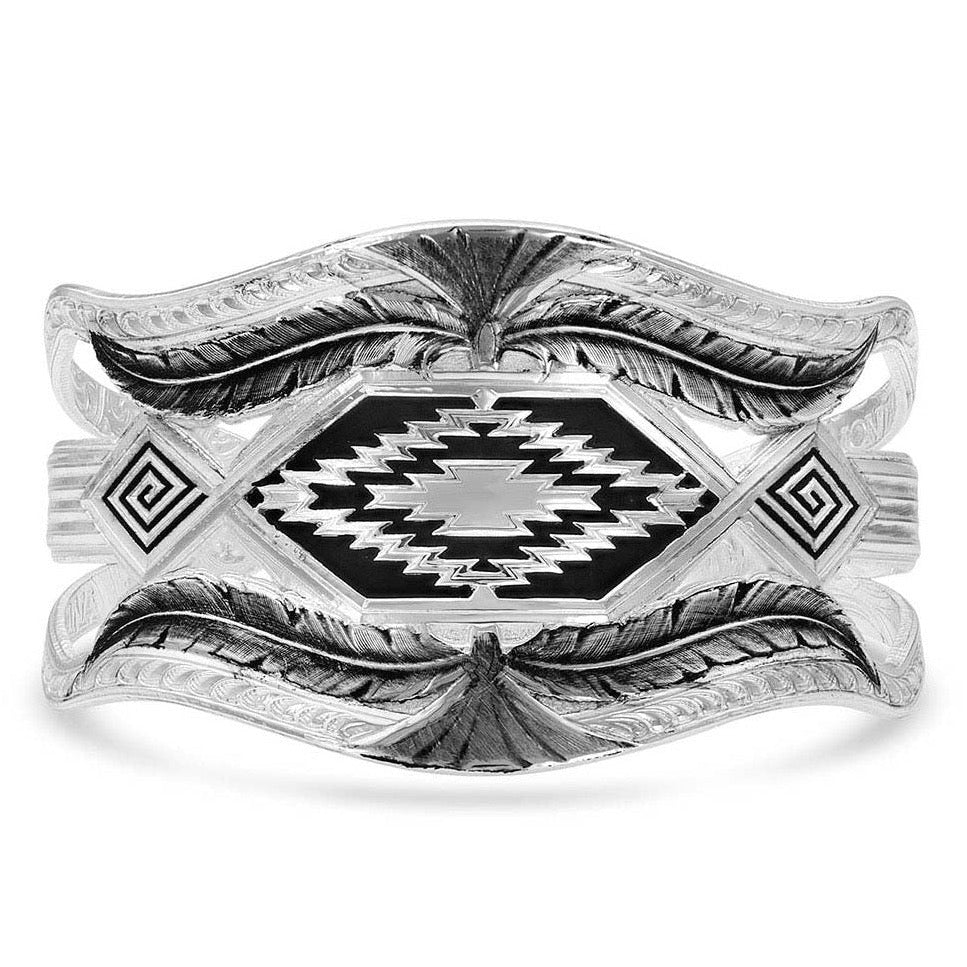 Bracciale-argentato-motivi-geometrici.jpg