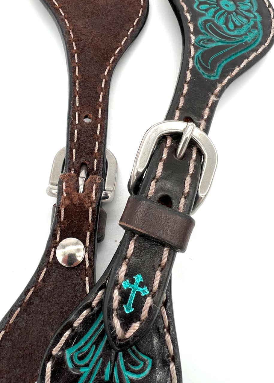 particolare croce cinghie per speroni cross carved turquoise di Weaver Leather
